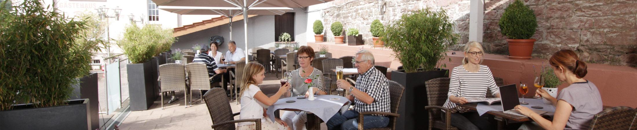 Hotel & Restaurant Reichsadler in Buchen - Beer garden & terrace